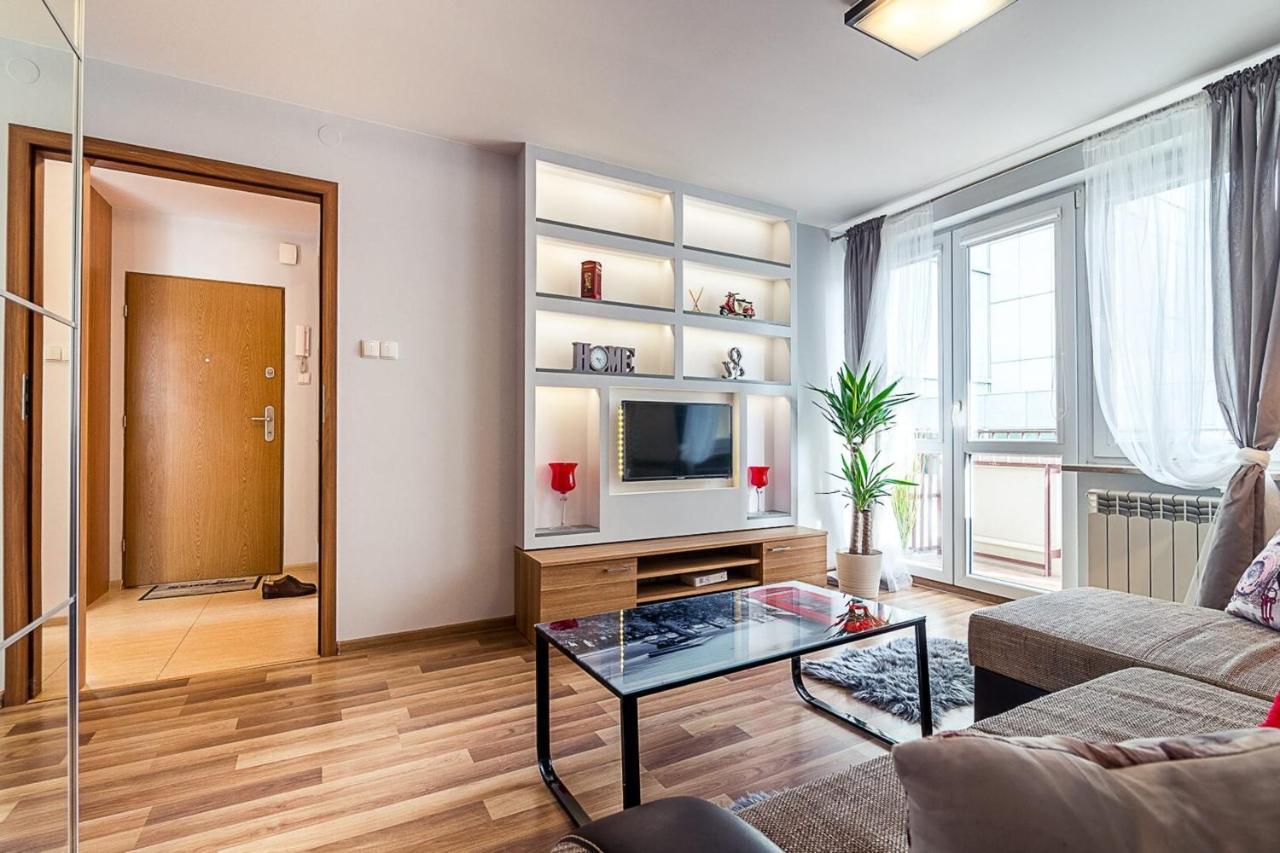 Panska 3 - Apartment With Balcony By Noclegi Renters Warschau Buitenkant foto